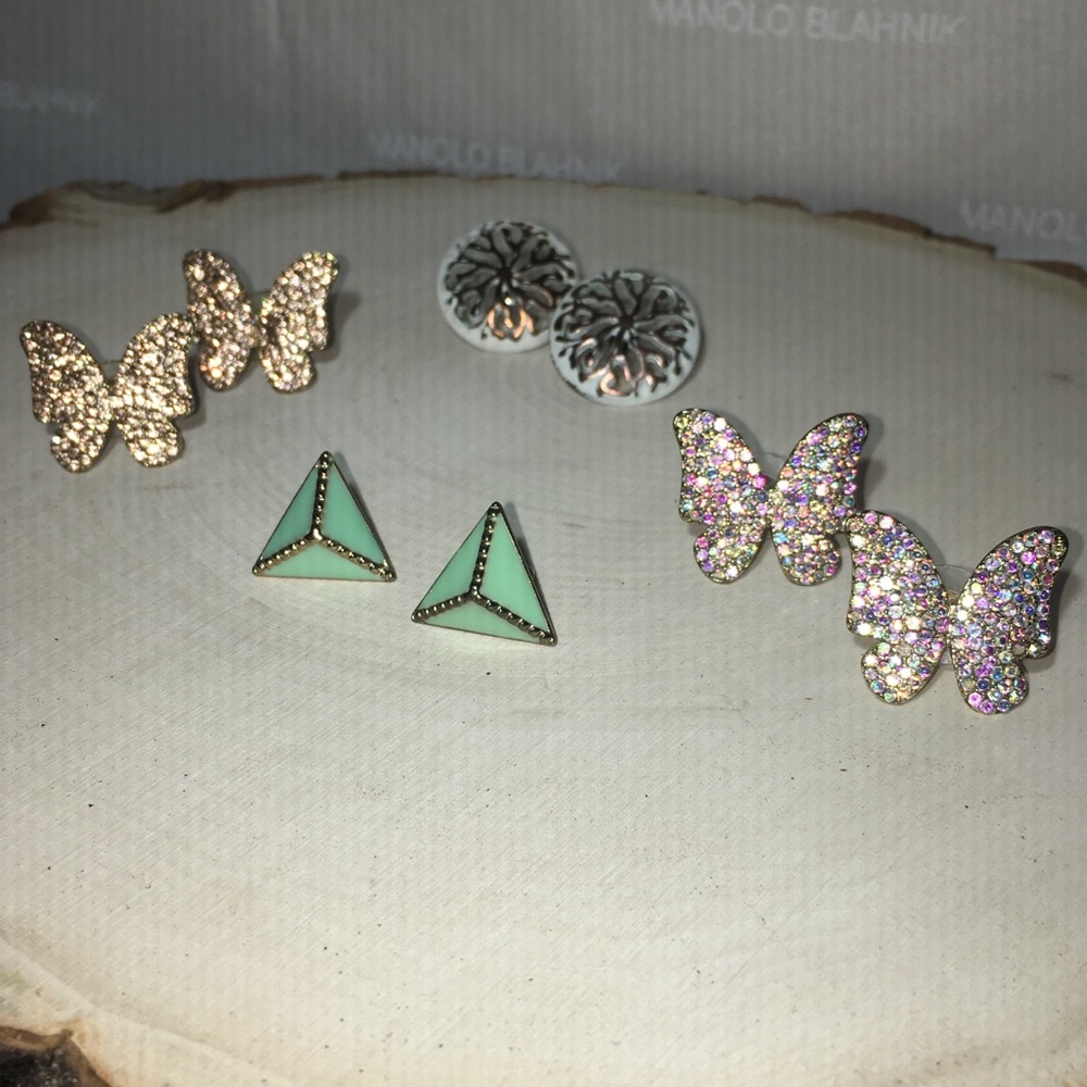 Vintage earring set! - Picture 2 of 6